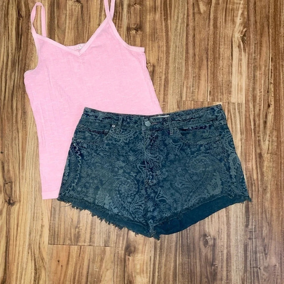 Free People women’s  shorts 30 Jean denim frayed floral print design FP blue - Picture 1 of 6